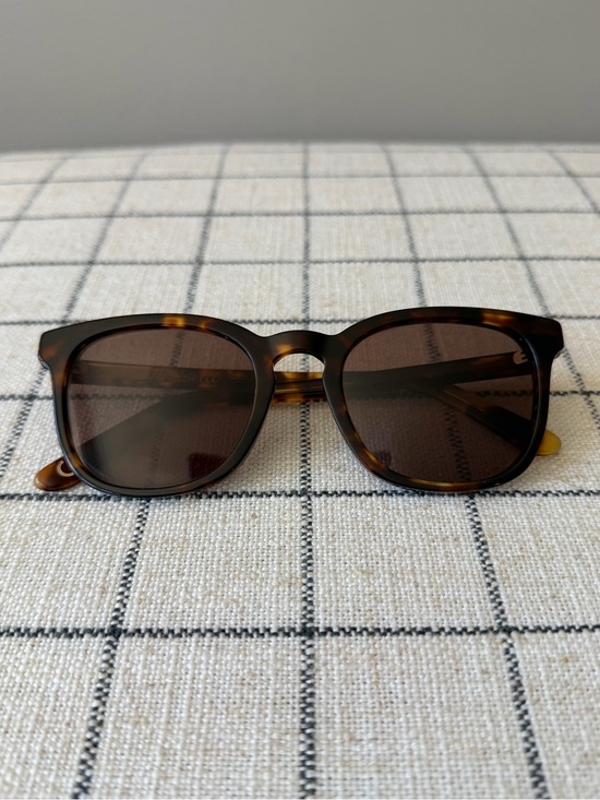 Madewell Accessories - Madewell Ashcroft Sunglasses in Whiskey Tort